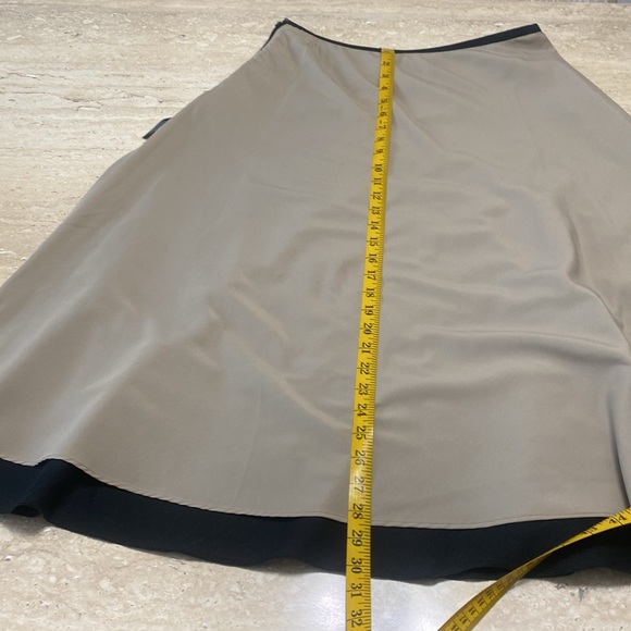 NIC+ZOE Black Skirt Set Excellent condition. Skirt Sz 12, top Sz,10. No flaws. - Picture 12 of 15